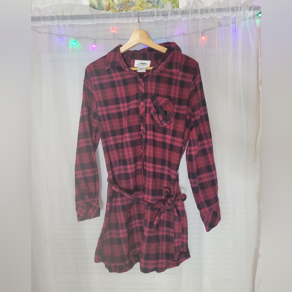 Back In The Saddle Equestrian Button Up Tunic Medium Plaid Red Black Horse Logo